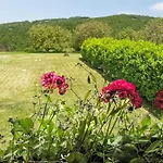 Beautiful In St Amand De Coly Hébergement de vacances