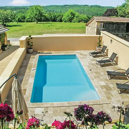 Beautiful In St Amand De Coly