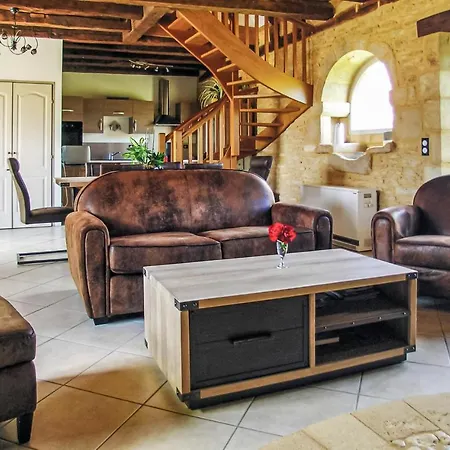 بيت للعطل Beautiful In St Amand De Coly